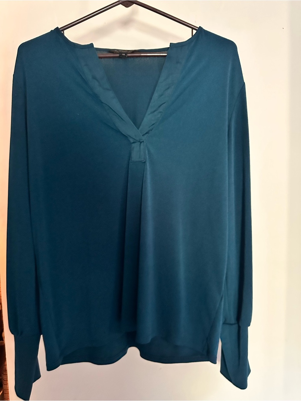 Banana Republic Teal V-Neck Long Sleeve Women's Top